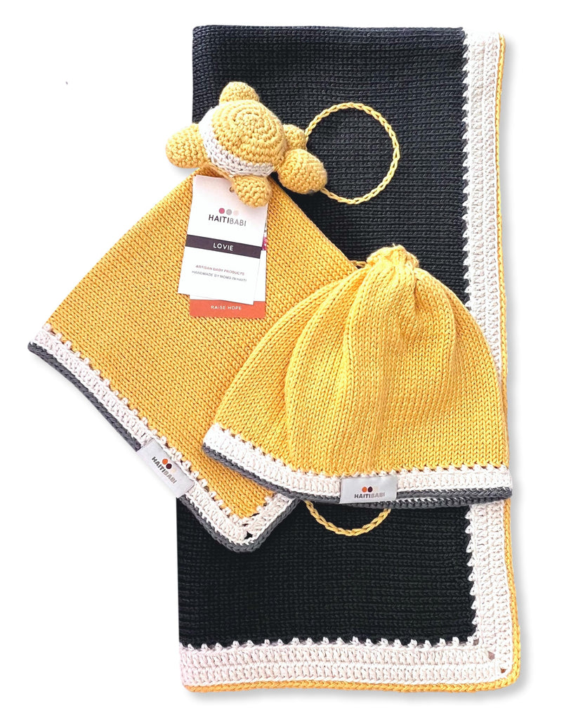 Carbon Gray Blanket, Lovie & Hat Set