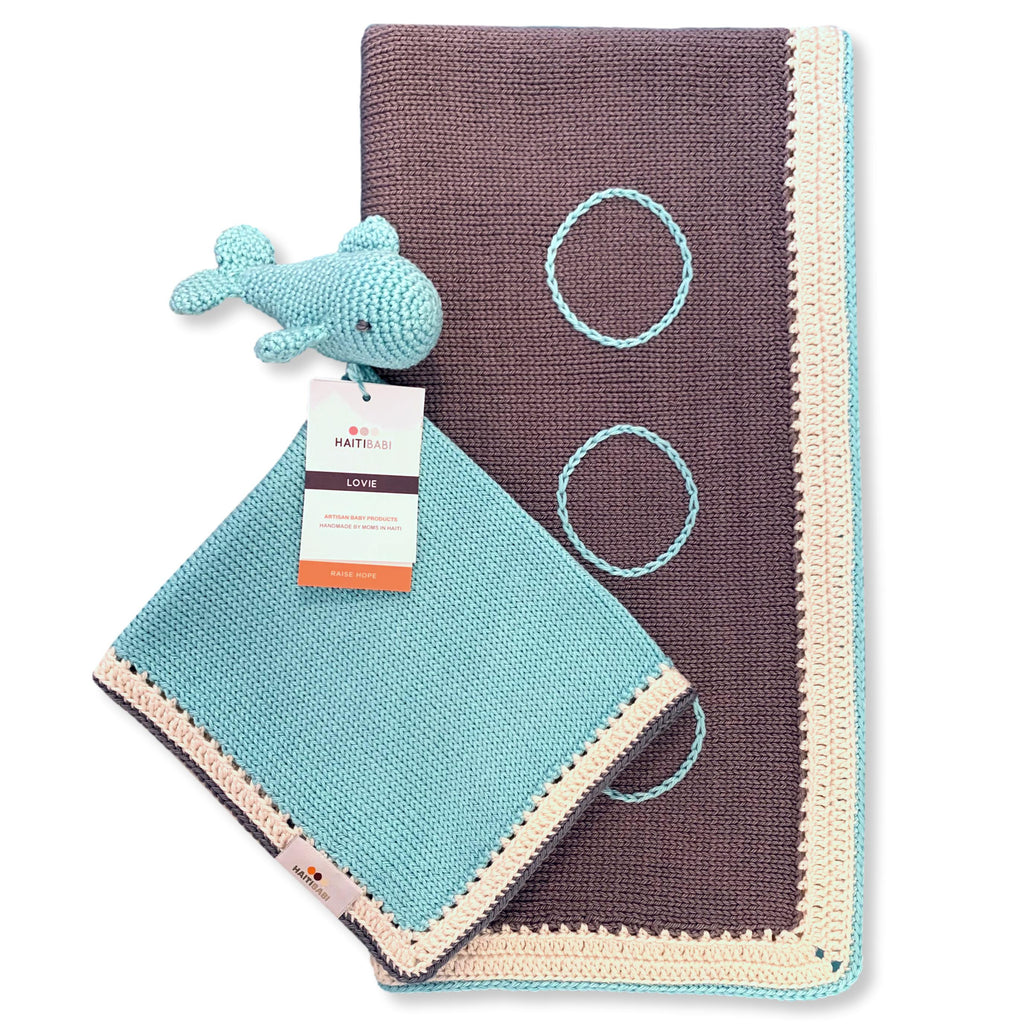 Suede & Ice Blanket & Whale Lovie Set